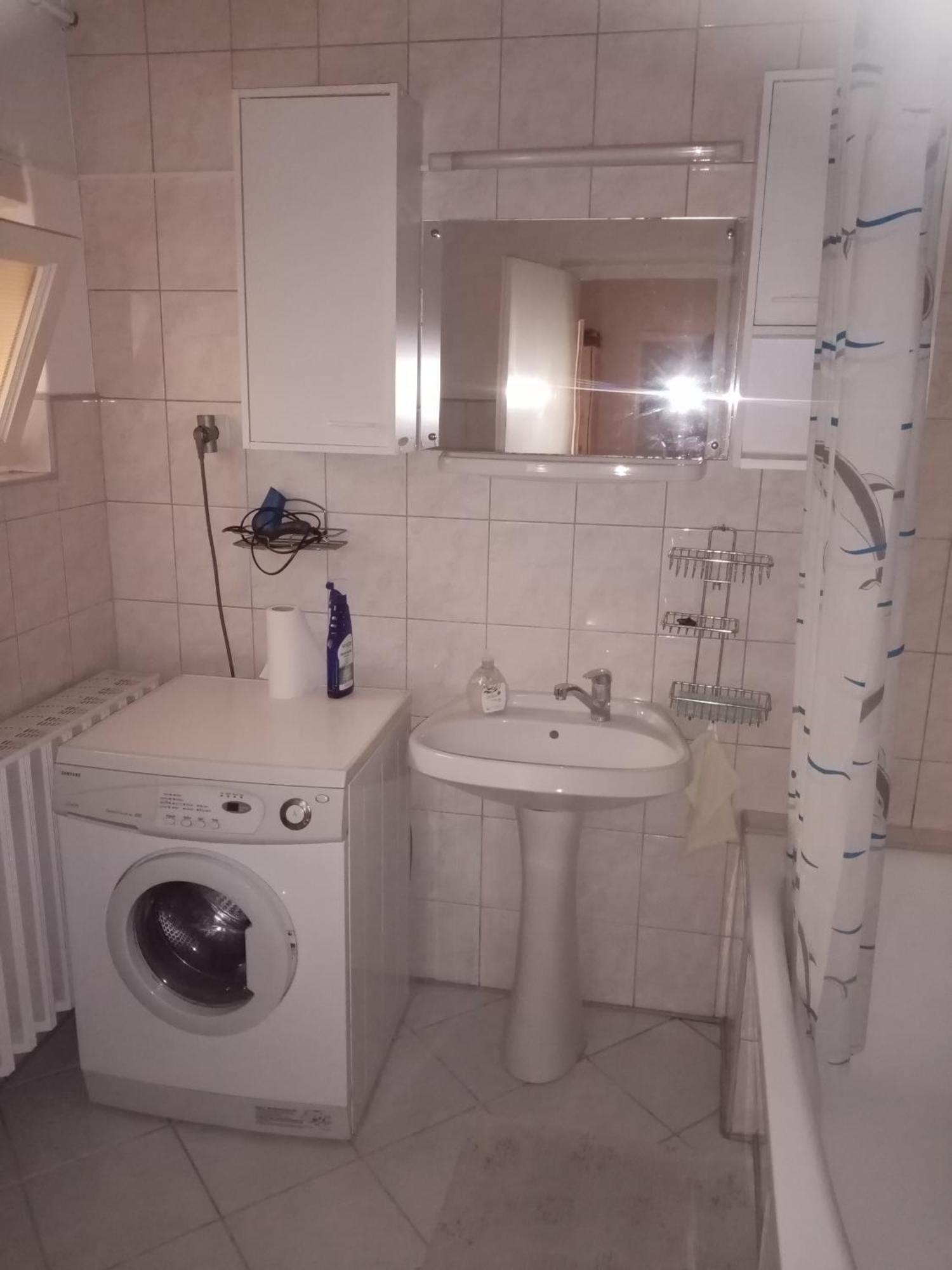 Csaladi Vendeghaz Apartment Eger Ngoại thất bức ảnh
