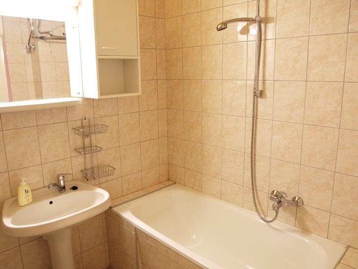 Csaladi Vendeghaz Apartment Eger Phòng bức ảnh